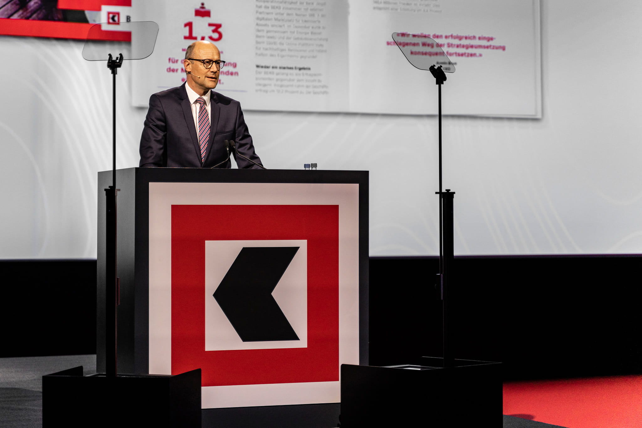 Armin Brun, CEO, bei seiner Rede an der BEKB-Generalversammlung 2022.
